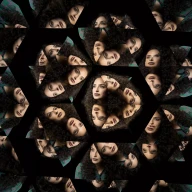 پرتره های کالیدوسکوپ از یک زن