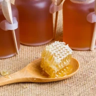 عسل نمونه ای از یک ماده خالص است.