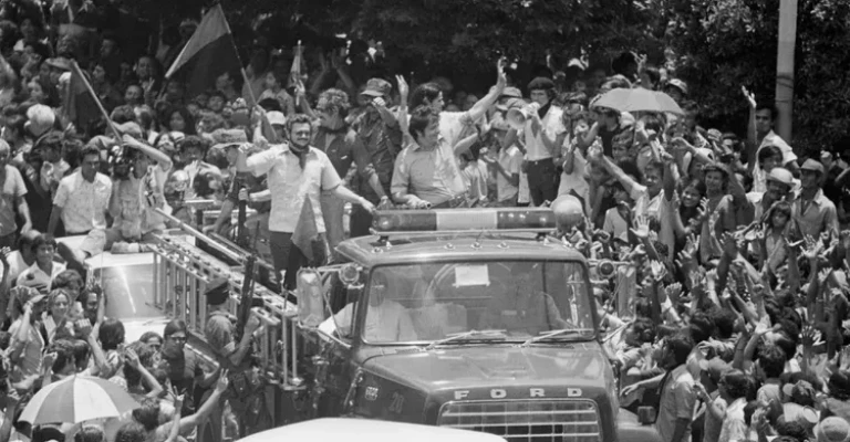 ساندینیستاها وارد ماناگوا می شوند، 1979