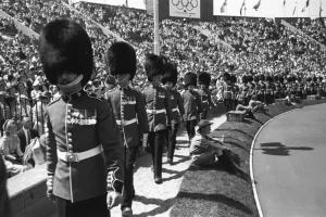 سربازان گارد در حال رژه رفتن در المپیک ۱۹۴۸.