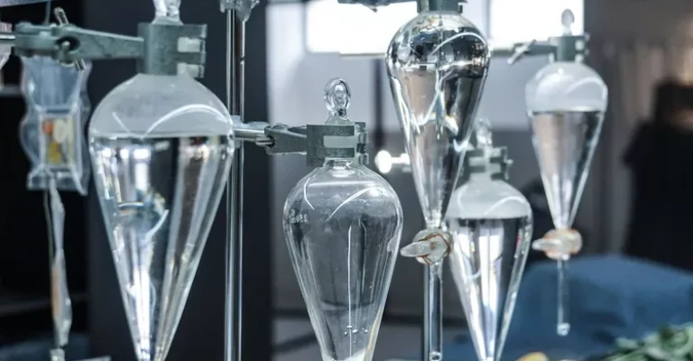 بالن‌های تقطیر آزمایشگاهی