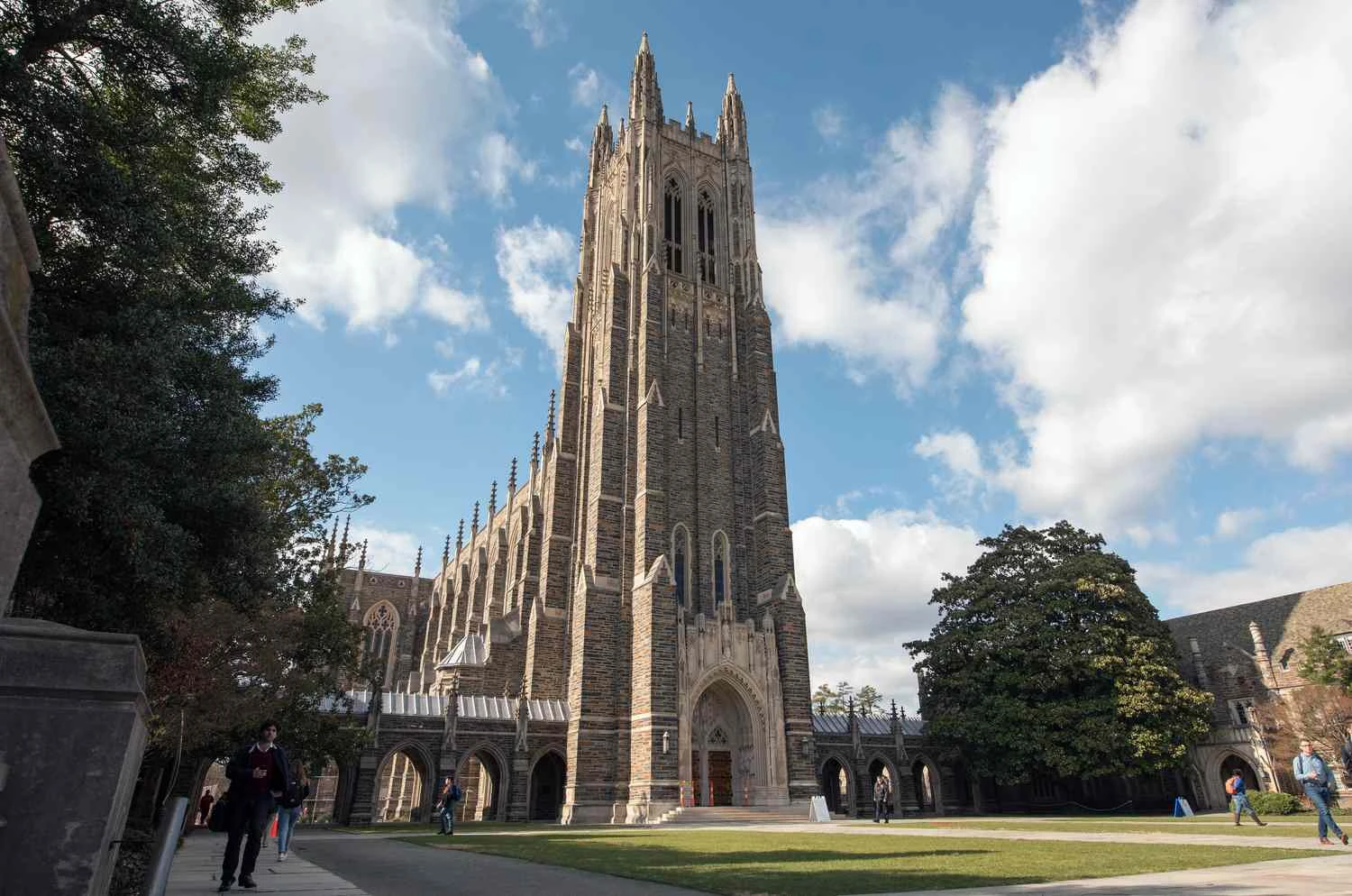 تصویری از کلیسای دانشگاه دوک، دورهام، کارولینای شمالی
