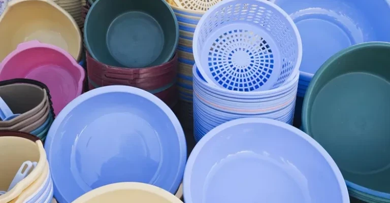 ظروف پلاستیکی