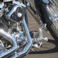 کروم روی موتورسیکلت