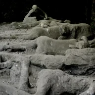 ردیفی از قربانیان پمپئی